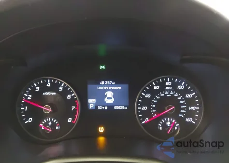 2018 Kia Stinger z USA, uszkodzony, nr VIN KNAE15LA5J6012337